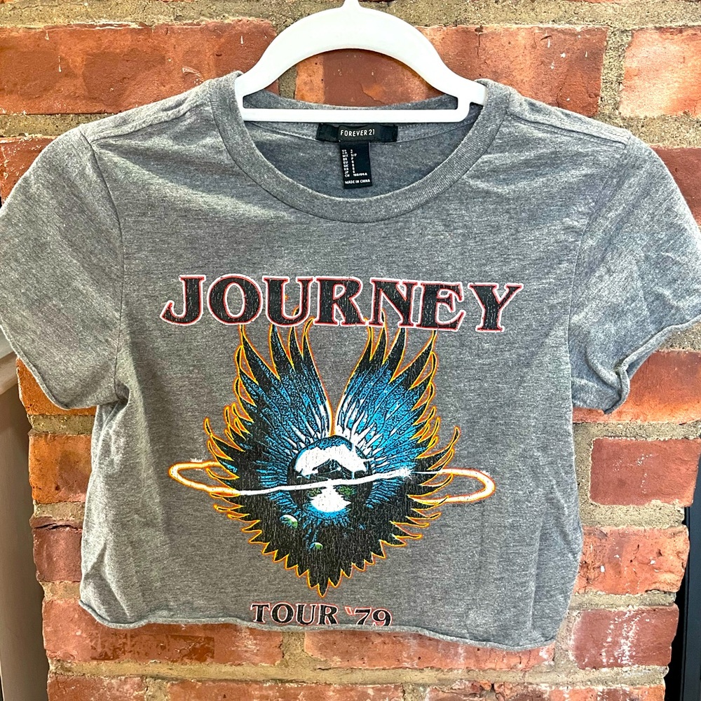 Forever 21 Journey Crop Tee size S